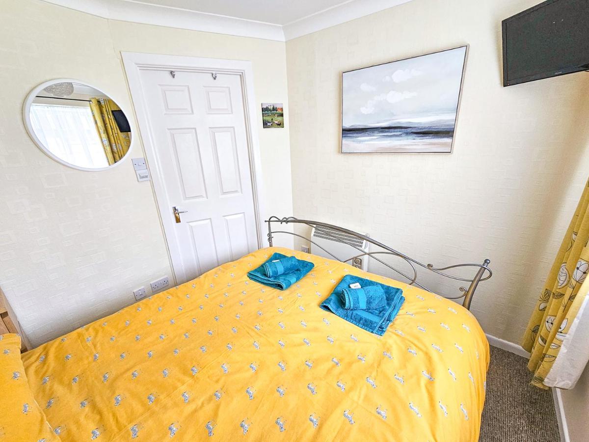 Dart Haven - Cheerful Holiday Bungalow In Galmpton Exterior foto